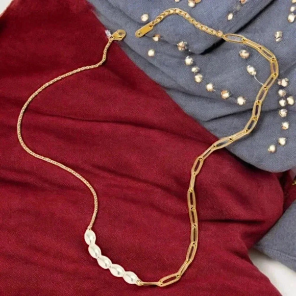 🆕️18K Gold Plated Pearl Chain Necklace | Dainty & Elegant Trendy Jewelry ✨ - Picture 11 of 12